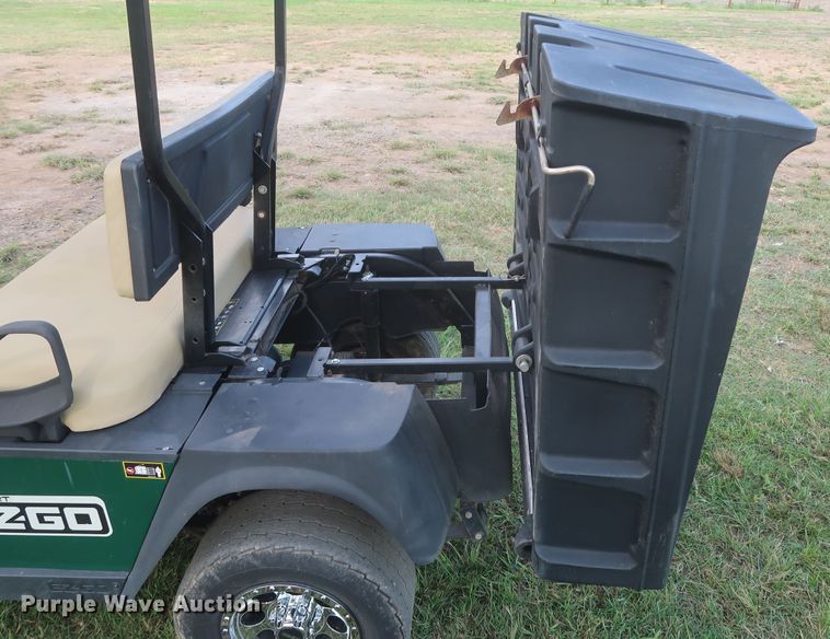 image for item HT9653 Ez-go ST Sport golf cart