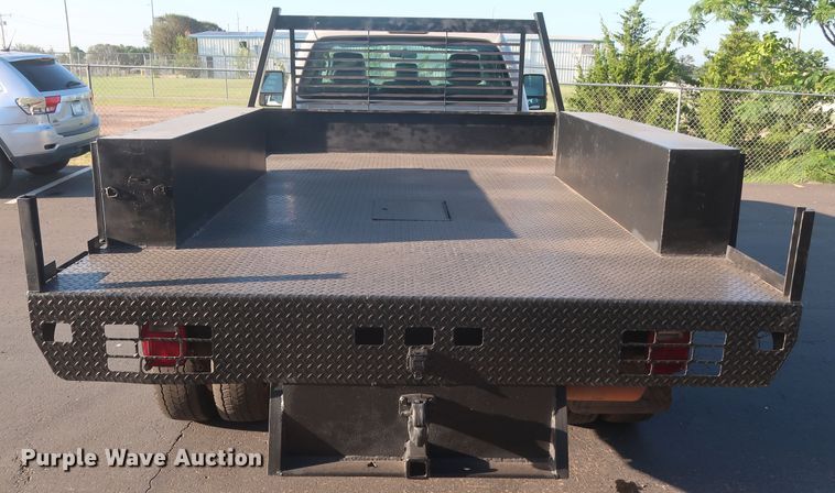 image for item HT9656 2015 Ford F550 Super Duty XL  flatbed truck