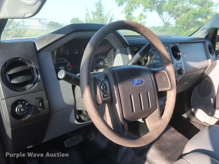 image for item HT9656 2015 Ford F550 Super Duty XL  flatbed truck