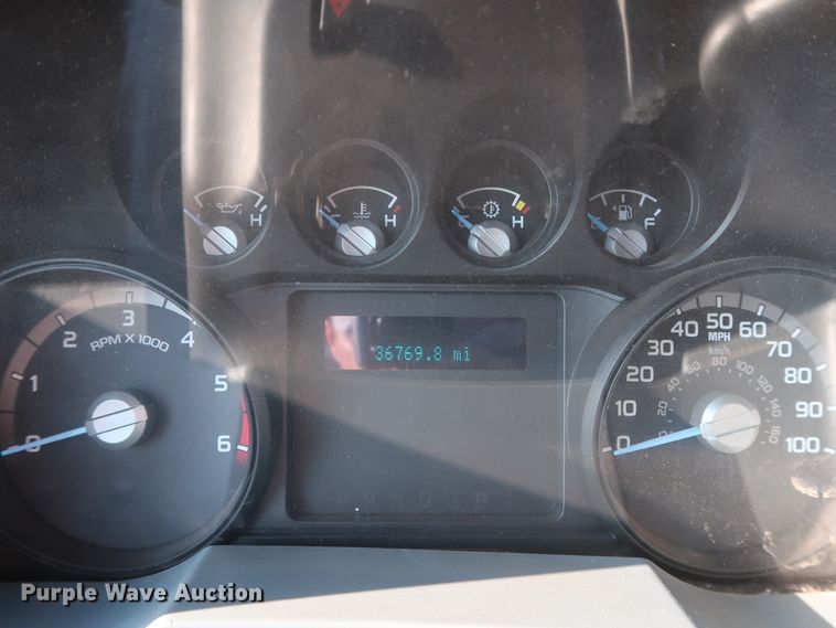 image for item HT9656 2015 Ford F550 Super Duty XL  flatbed truck