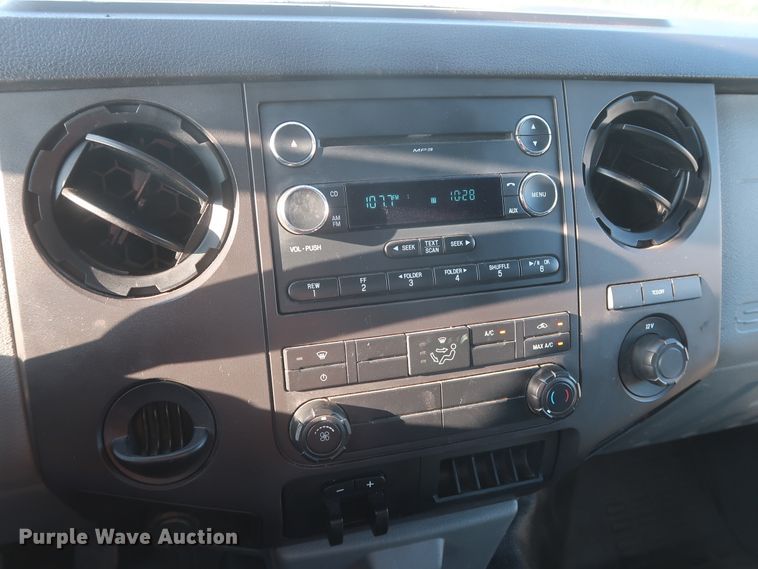 image for item HT9656 2015 Ford F550 Super Duty XL  flatbed truck