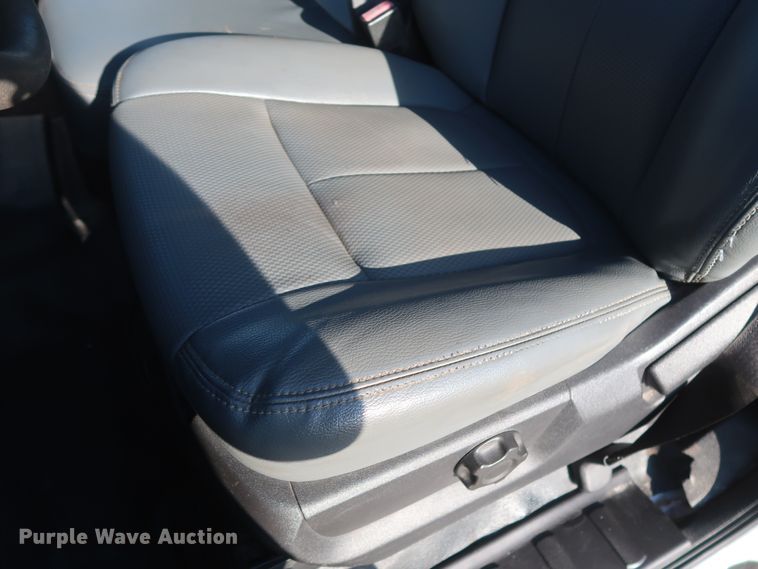 image for item HT9656 2015 Ford F550 Super Duty XL  flatbed truck