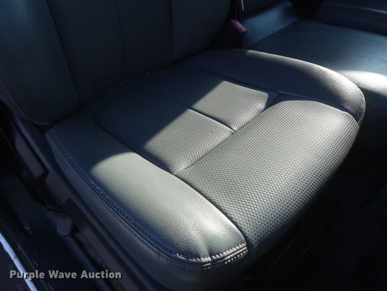 image for item HT9656 2015 Ford F550 Super Duty XL  flatbed truck