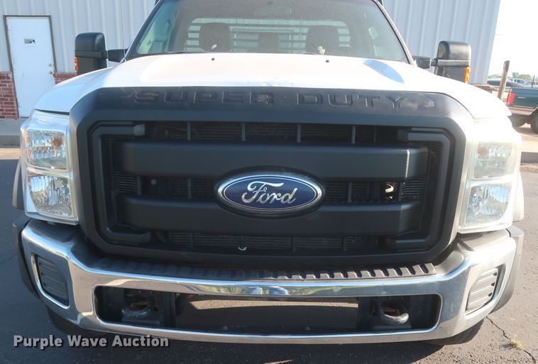 image for item HT9656 2015 Ford F550 Super Duty XL  flatbed truck