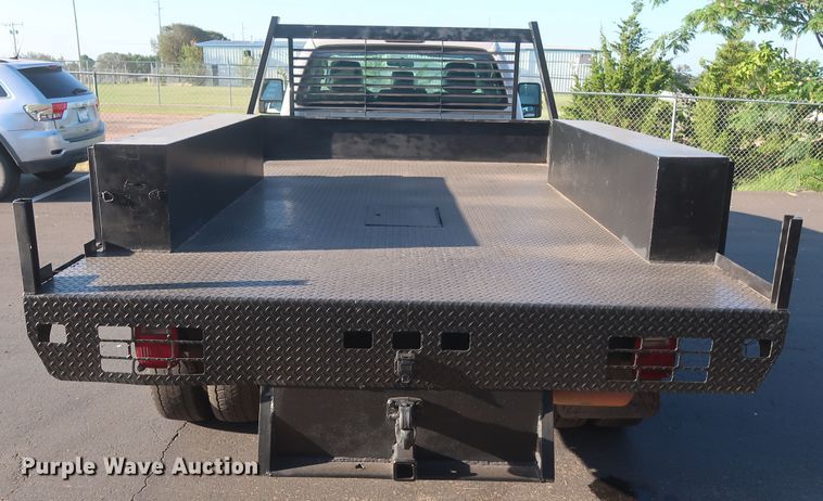 image for item HT9656 2015 Ford F550 Super Duty XL  flatbed truck
