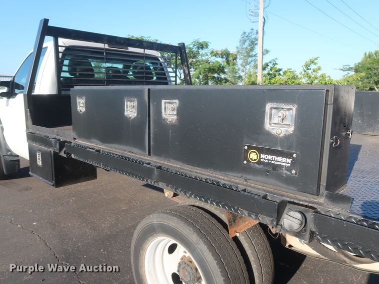 image for item HT9656 2015 Ford F550 Super Duty XL  flatbed truck