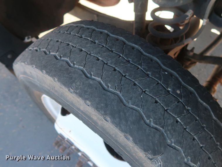 image for item HT9656 2015 Ford F550 Super Duty XL  flatbed truck