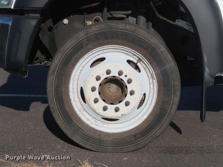 image for item HT9656 2015 Ford F550 Super Duty XL  flatbed truck