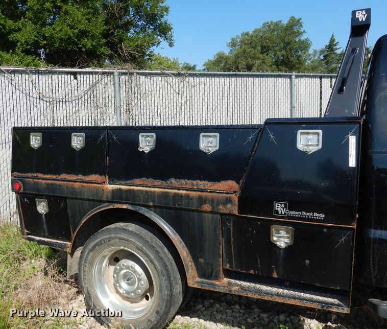 image for item HV9265 B&W flatbed