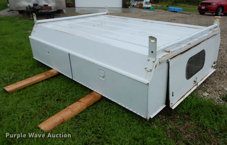 image for item HV9458 Knapheide topper