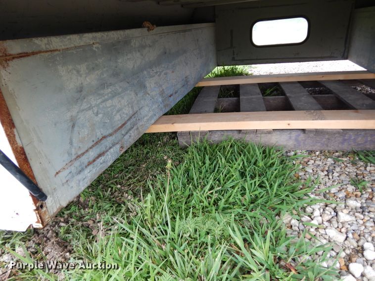 image for item HV9458 Knapheide topper