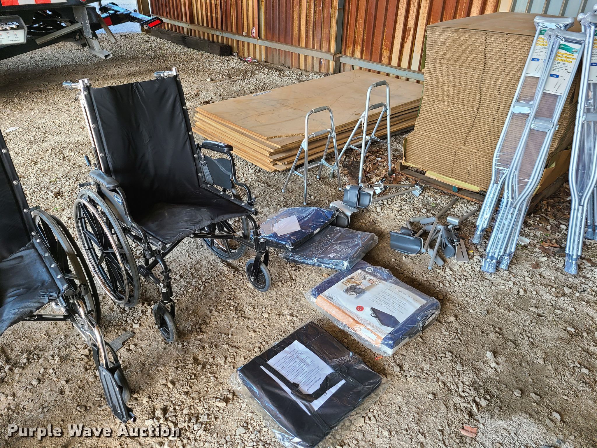 Medical equipment in Belton, MO Item GP9220 sold Purple Wave