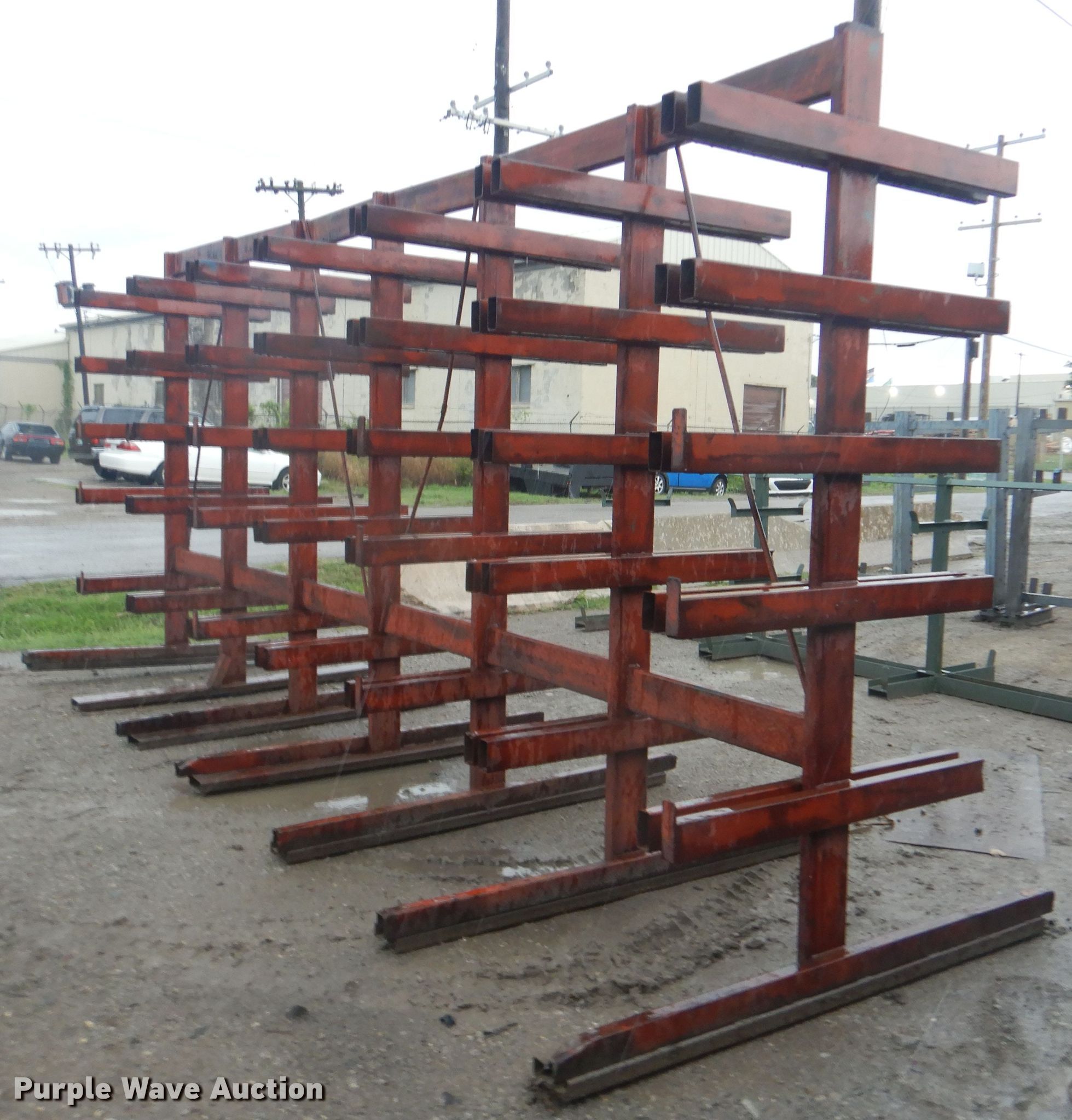 Pipe rack in Tulsa, OK | Item HJ9798 sold | Purple Wave