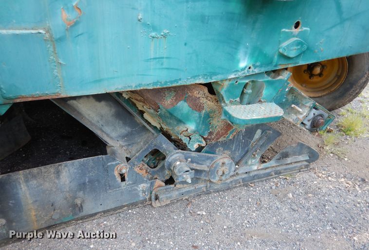 image for item DA8397 1987 Elgin Pelican street sweeper