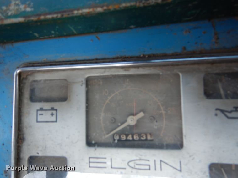 image for item DA8397 1987 Elgin Pelican street sweeper