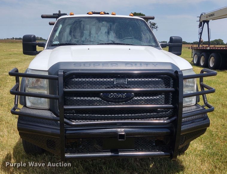 image for item DE7035 2012 Ford F550 Super Duty  truck cab and chassis