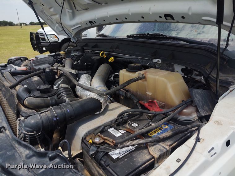 image for item DE7035 2012 Ford F550 Super Duty  truck cab and chassis