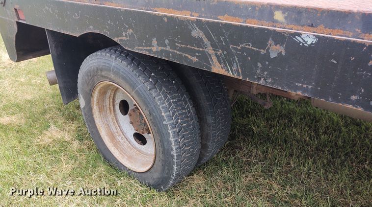 image for item DE7035 2012 Ford F550 Super Duty  truck cab and chassis