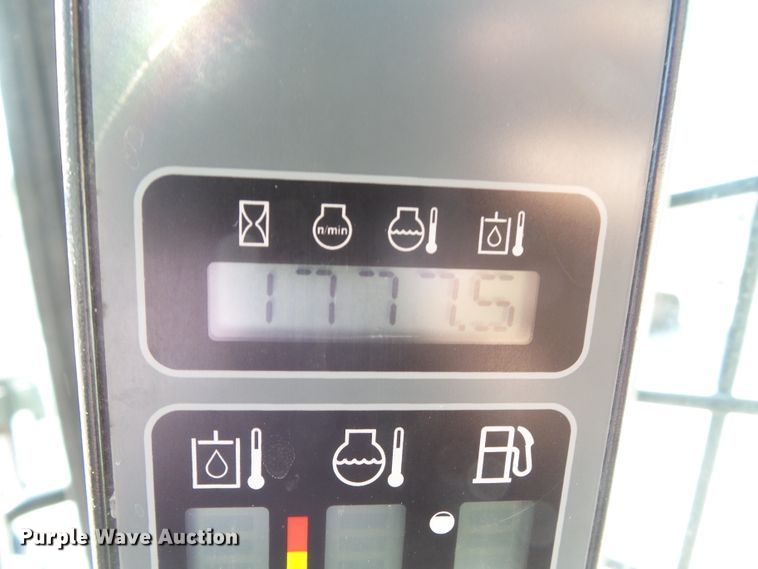 image for item DF0856 2012 Case SR200  skid steer loader