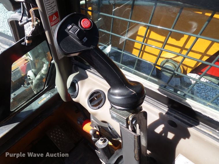 image for item DF0856 2012 Case SR200  skid steer loader