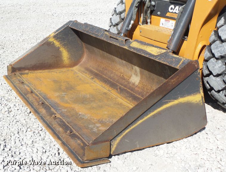 image for item DF0856 2012 Case SR200  skid steer loader