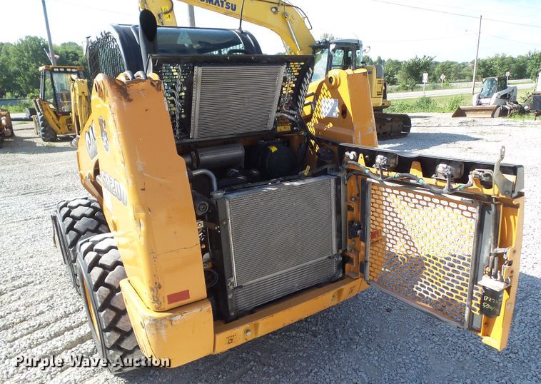 image for item DF0856 2012 Case SR200  skid steer loader