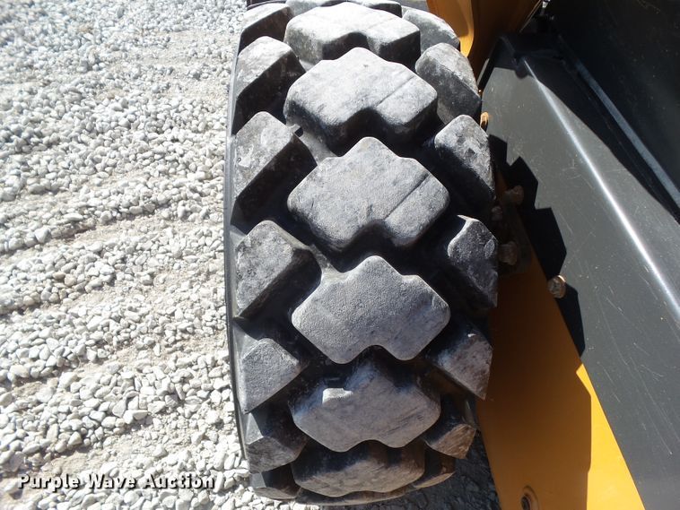 image for item DF0856 2012 Case SR200  skid steer loader