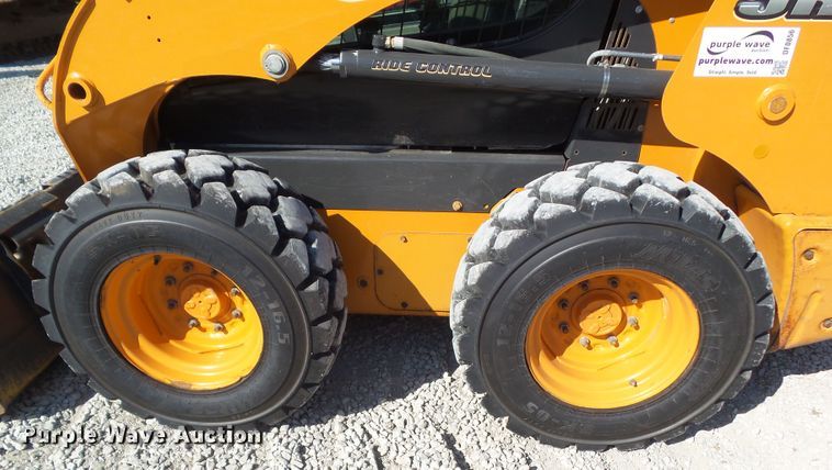 image for item DF0856 2012 Case SR200  skid steer loader