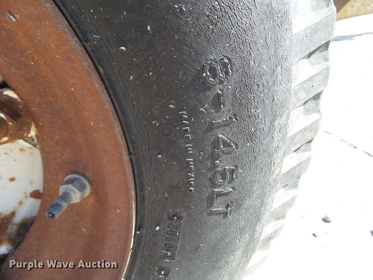 image for item DF0857 1975 Hylander tilt deck utility trailer