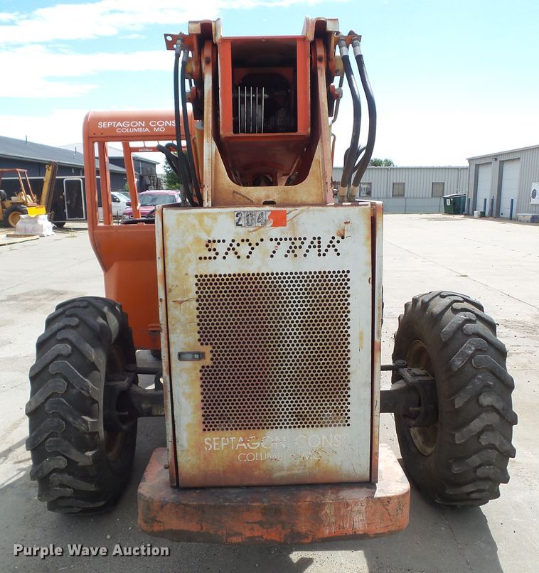 image for item DF0858 SkyTrak 6036C  telehandler