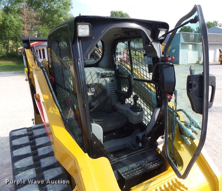 image for item DF0867 2013 Caterpillar 299D  tracked skid steer loader