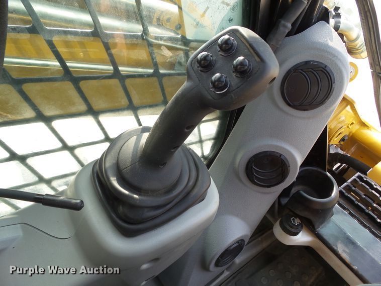 image for item DF0867 2013 Caterpillar 299D  tracked skid steer loader