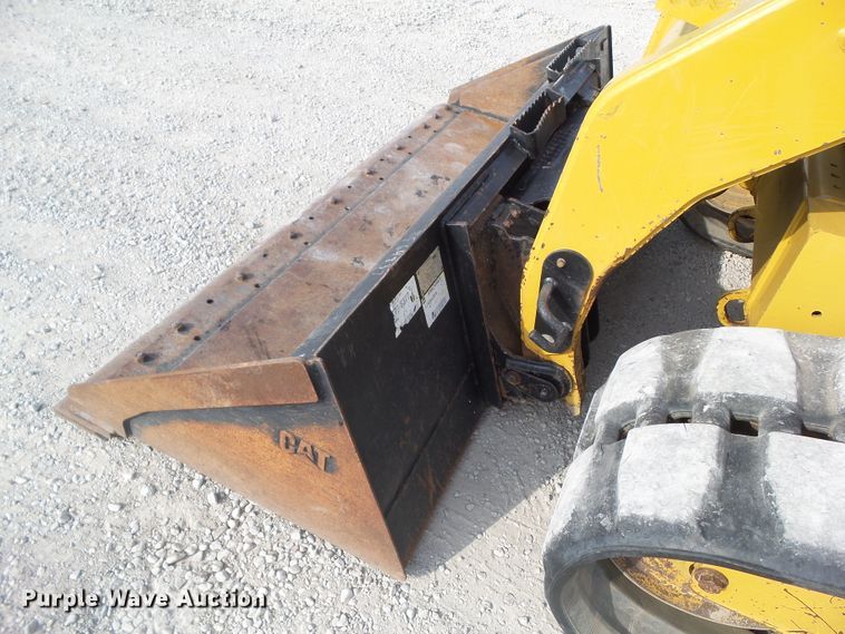 image for item DF0867 2013 Caterpillar 299D  tracked skid steer loader