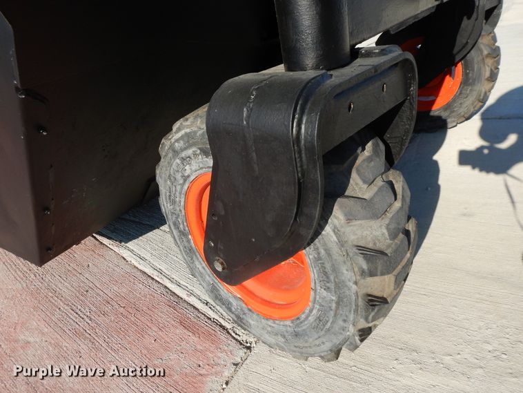 image for item DF5271 Bobcat 25 skid steer dump hopper