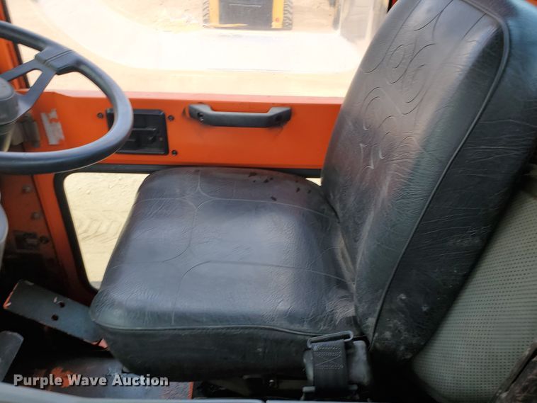 image for item DF5602 1996 Elgin Pelican P  steet sweeper