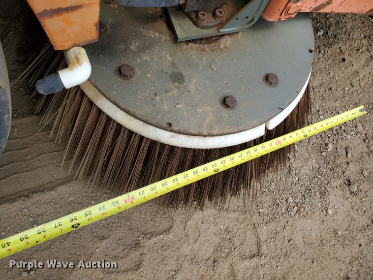 image for item DF5602 1996 Elgin Pelican P  steet sweeper