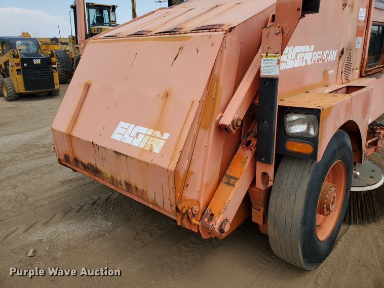 image for item DF5602 1996 Elgin Pelican P  steet sweeper
