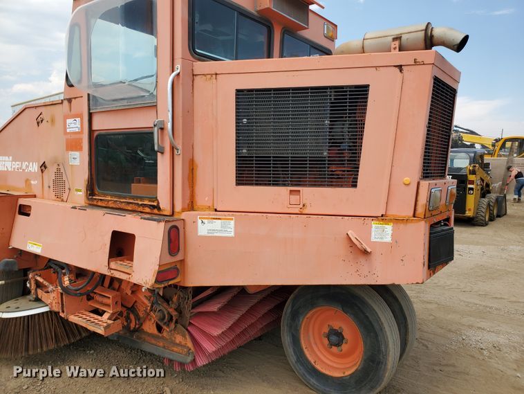 image for item DF5602 1996 Elgin Pelican P  steet sweeper