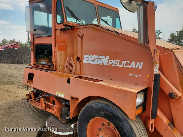 image for item DF5602 1996 Elgin Pelican P  steet sweeper