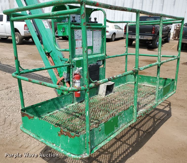 image for item DF5603 2012 Genie Z-80/60  boom lift