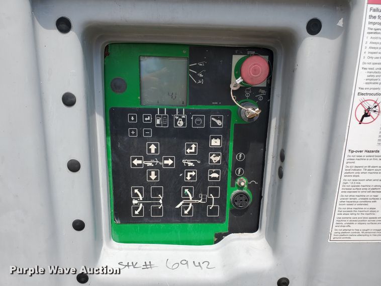 image for item DF5603 2012 Genie Z-80/60  boom lift