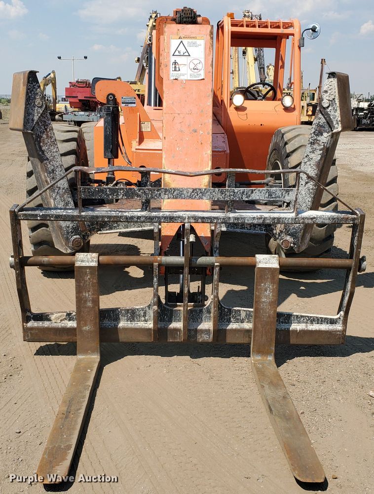 image for item DF5619 2013 Sky Trak 10054  telehandler