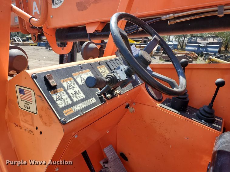 image for item DF5619 2013 Sky Trak 10054  telehandler