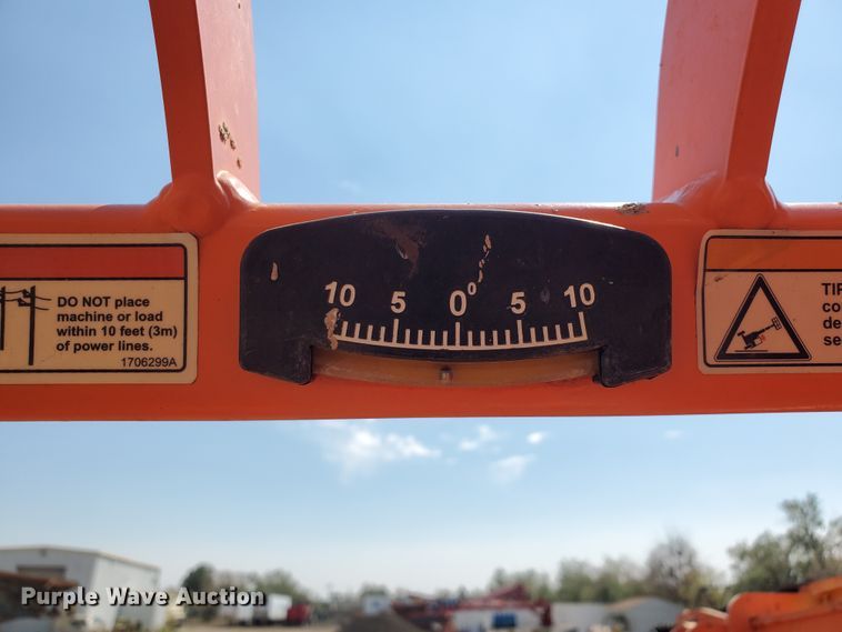 image for item DF5619 2013 Sky Trak 10054  telehandler