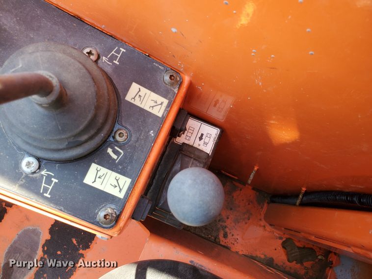 image for item DF5619 2013 Sky Trak 10054  telehandler