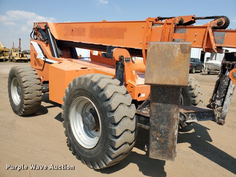 image for item DF5619 2013 Sky Trak 10054  telehandler