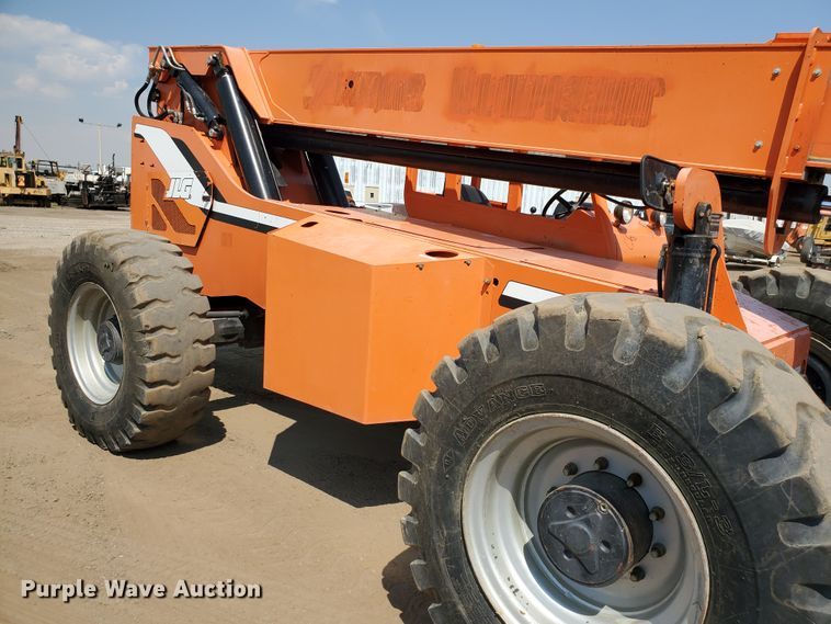 image for item DF5619 2013 Sky Trak 10054  telehandler