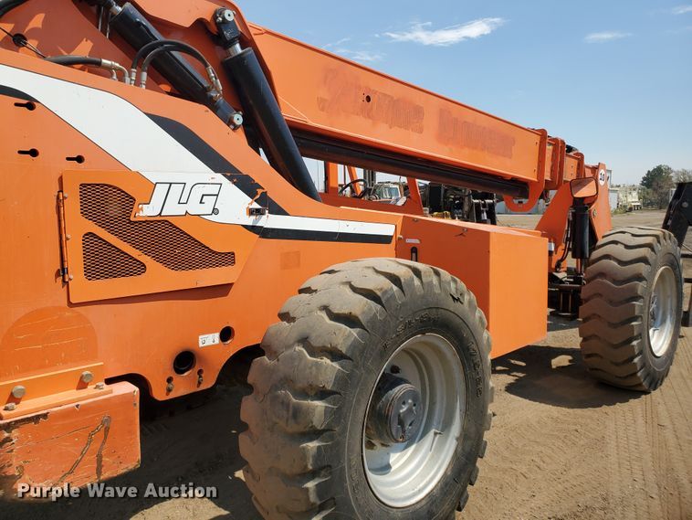 image for item DF5619 2013 Sky Trak 10054  telehandler