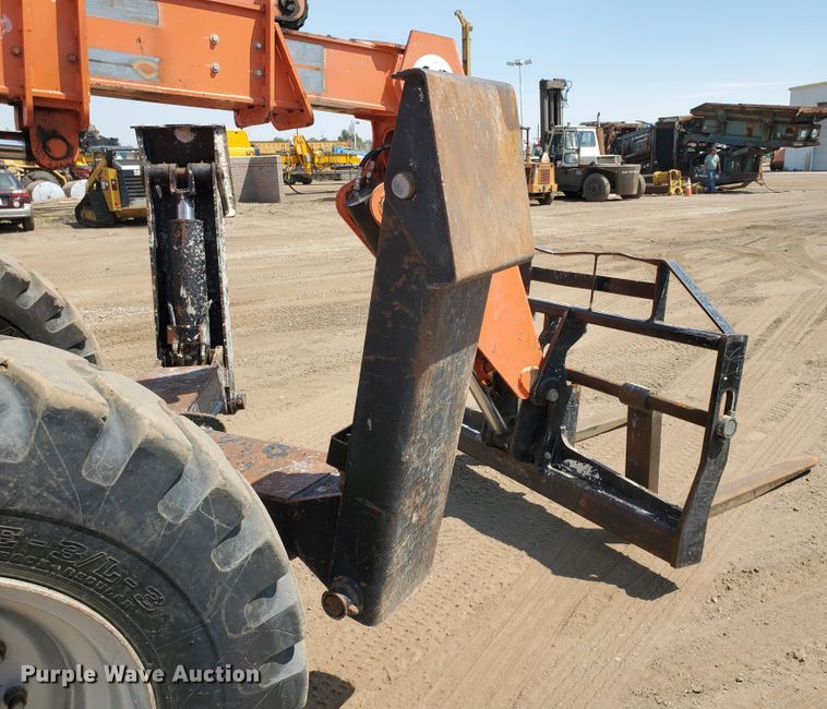 image for item DF5619 2013 Sky Trak 10054  telehandler
