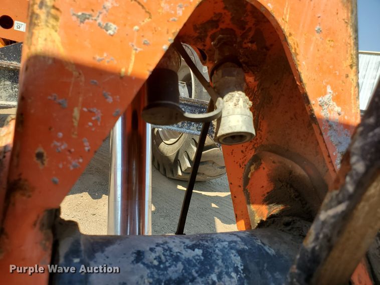 image for item DF5619 2013 Sky Trak 10054  telehandler